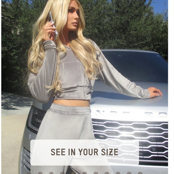 Skims velour hoodie NWT - Picture 6 of 6